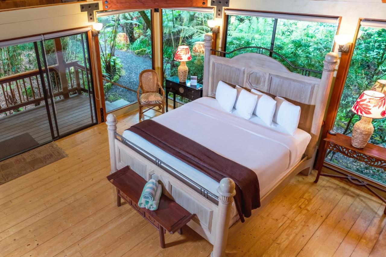 Volcano Village Lodge Екстериор снимка