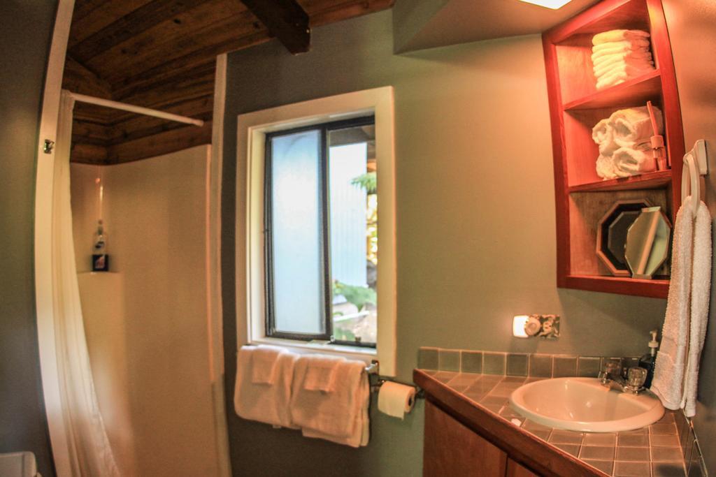 Volcano Village Lodge Стая снимка