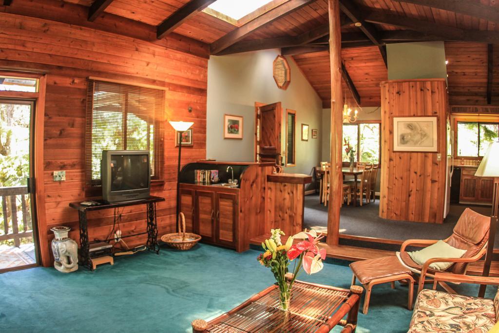 Volcano Village Lodge Стая снимка