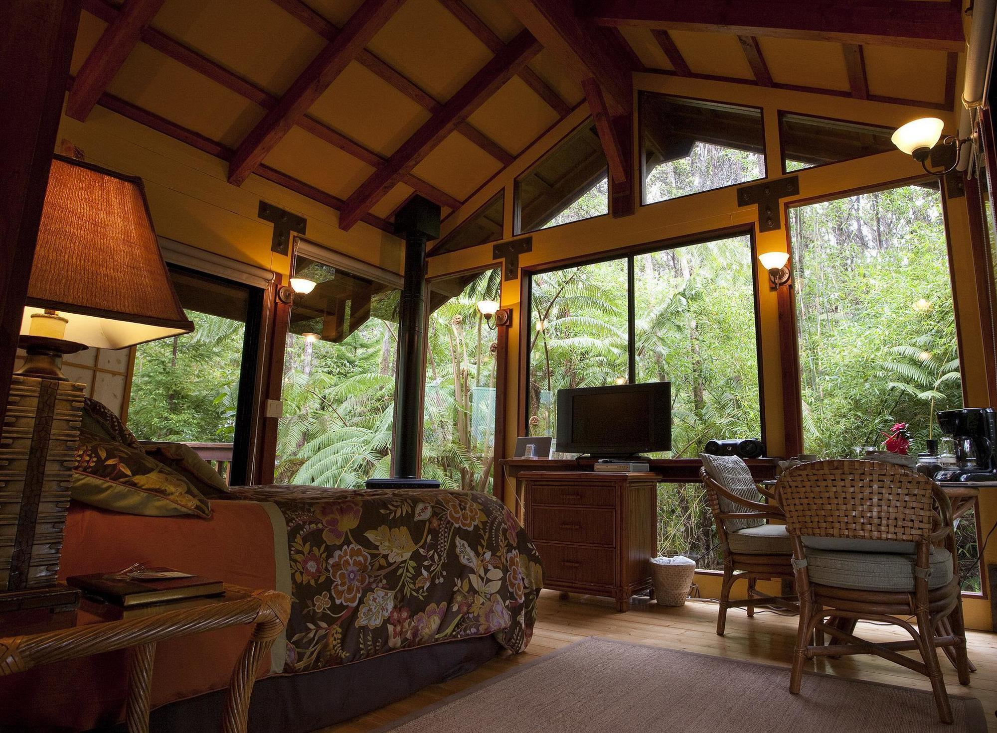 Volcano Village Lodge Екстериор снимка